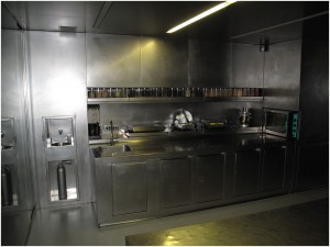js57_img_05401 Stainless steel glass and hidden doors
